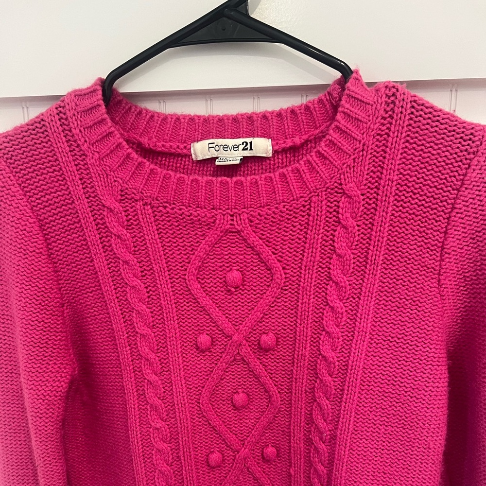 Forever 21 sweater pink Size Medium
